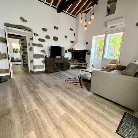 Az Solar And Secret Garden فيلة São Vicente Ferreira