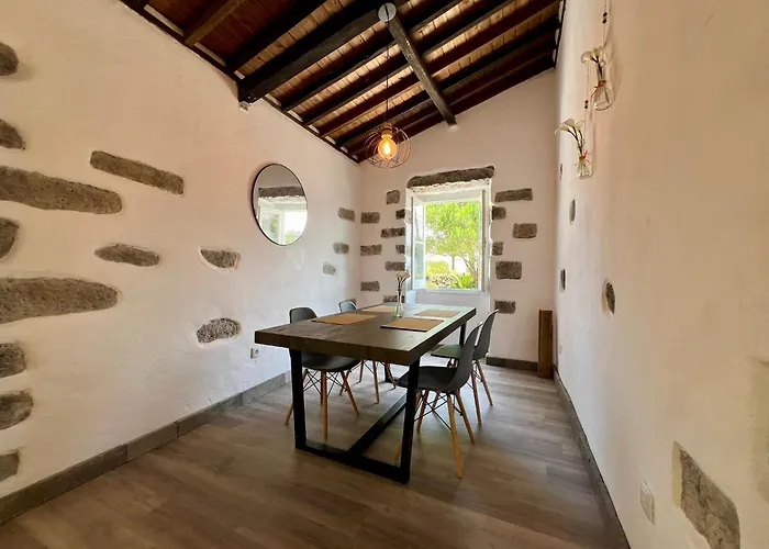 Az Solar And Secret Garden * São Vicente Ferreira